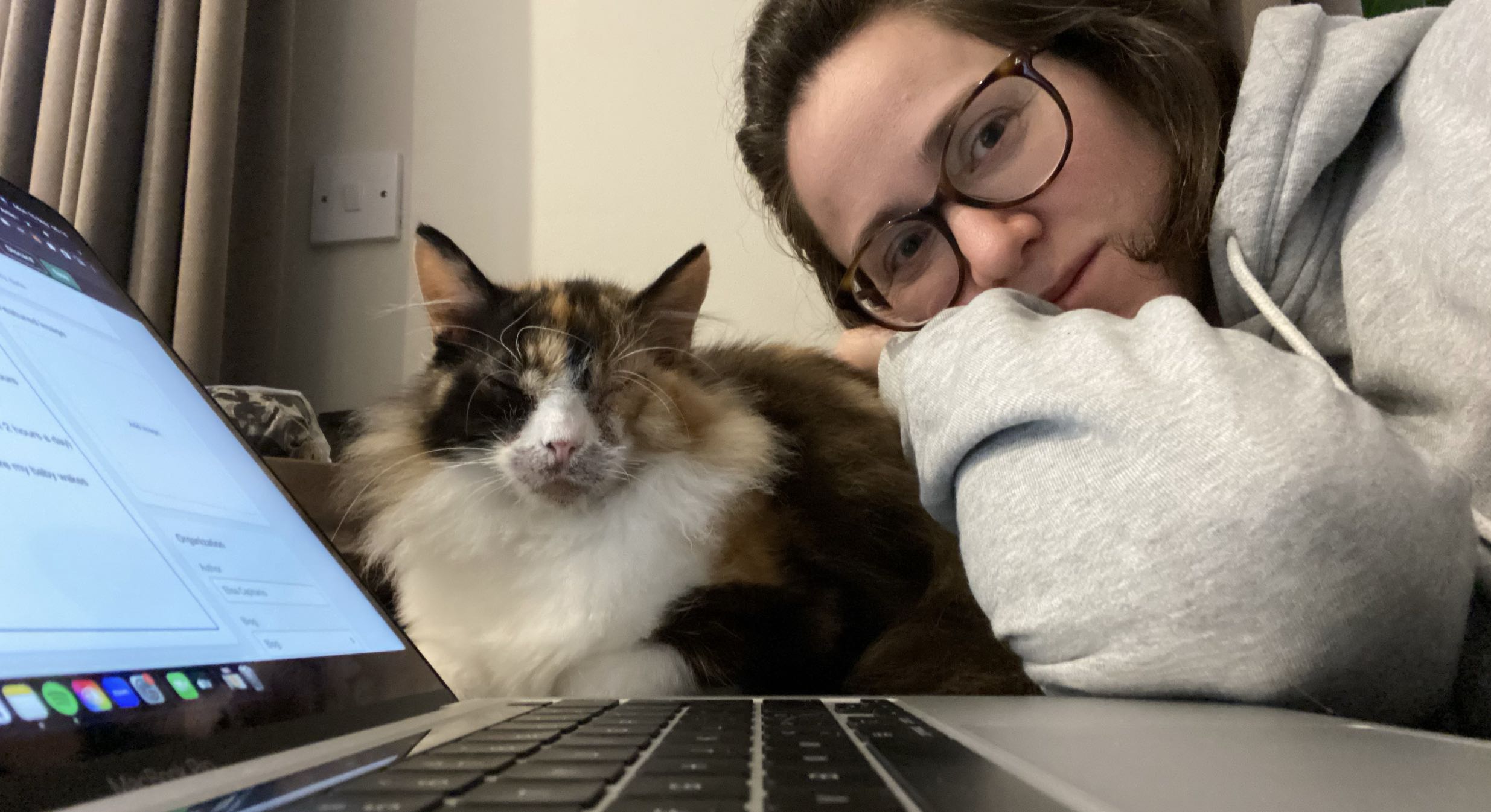 How to Run Your Art Biz Whilst Working a Full Time Job (and/or parenthood)